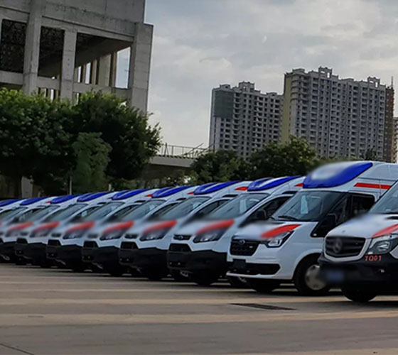 桑日县服务车队展示